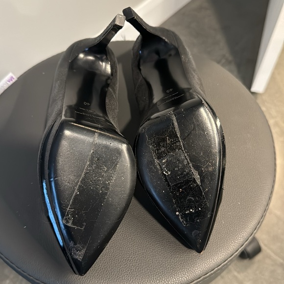 Saint Laurent matte sparkling black pumps with patent toe - Picture 9 of 9